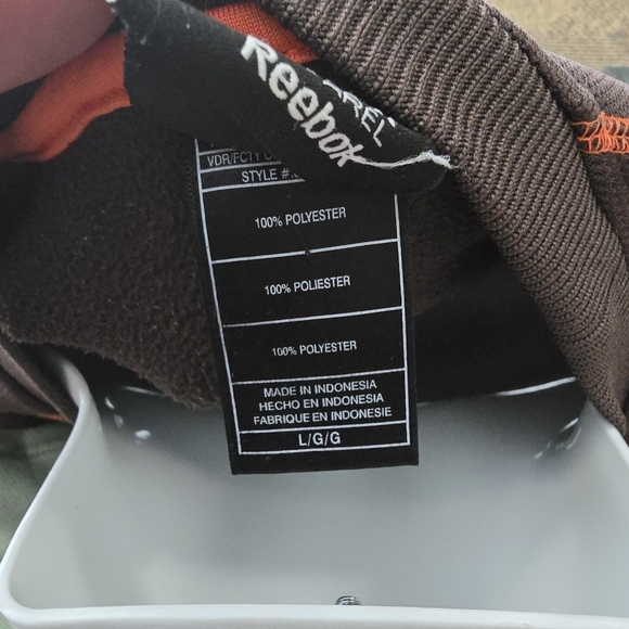 Cleveland Browns NFL Team Apparel Men's Large Reebok Long-Sleeve Crewneck Shirt - Picture 3 of 6